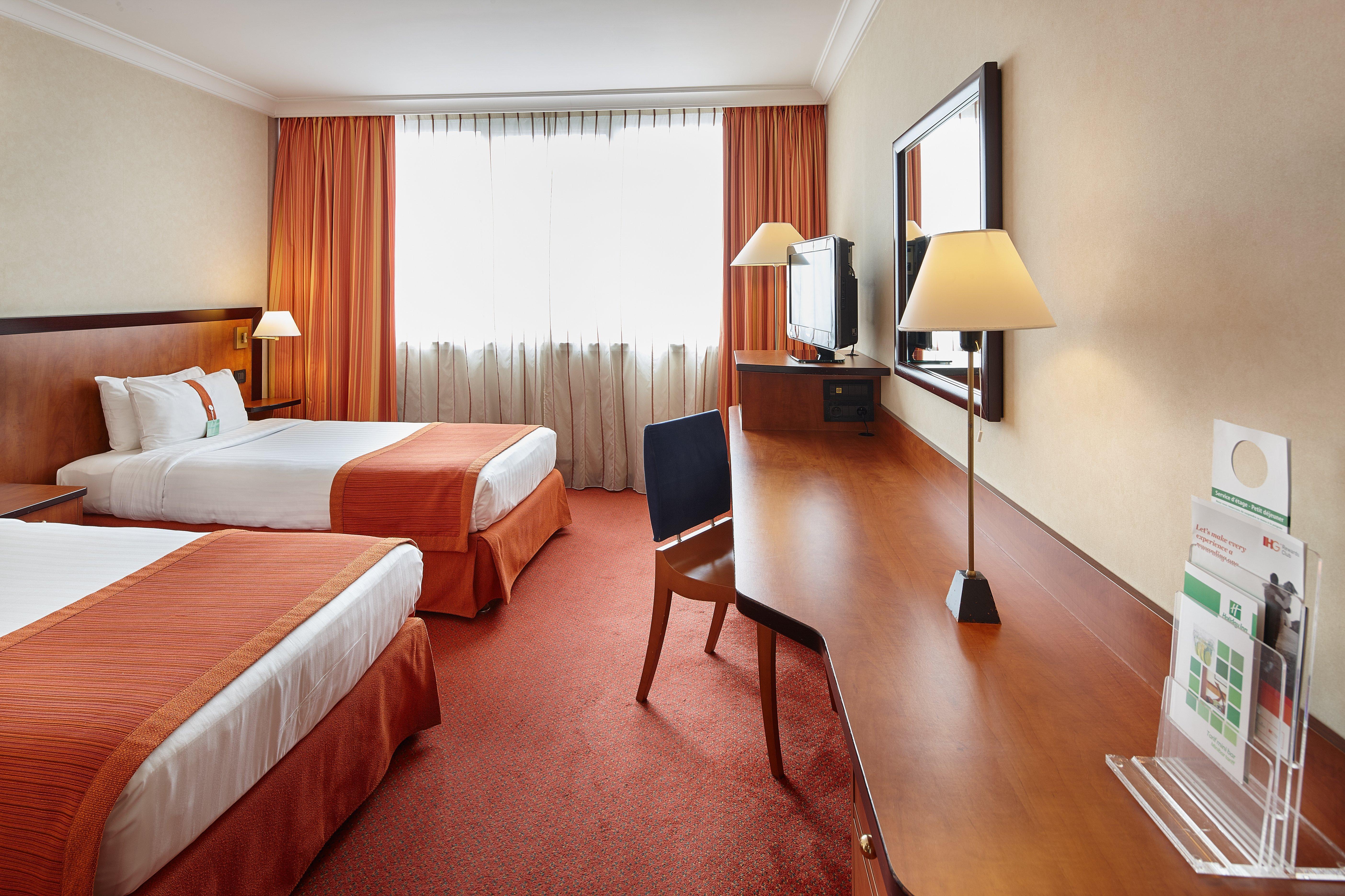 Doubletree By Hilton Paris Bougival Hotel Kültér fotó
