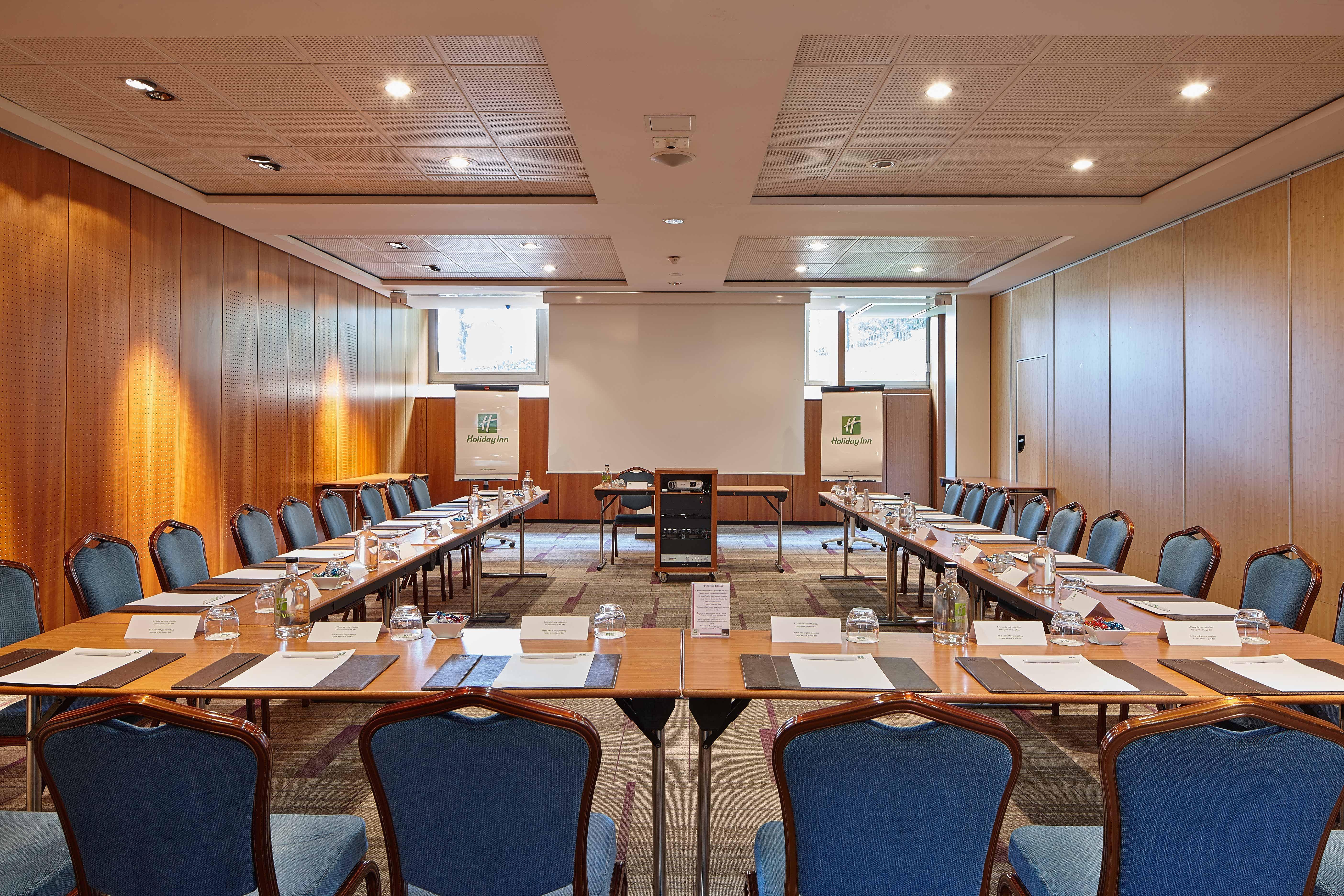 Doubletree By Hilton Paris Bougival Hotel Kültér fotó