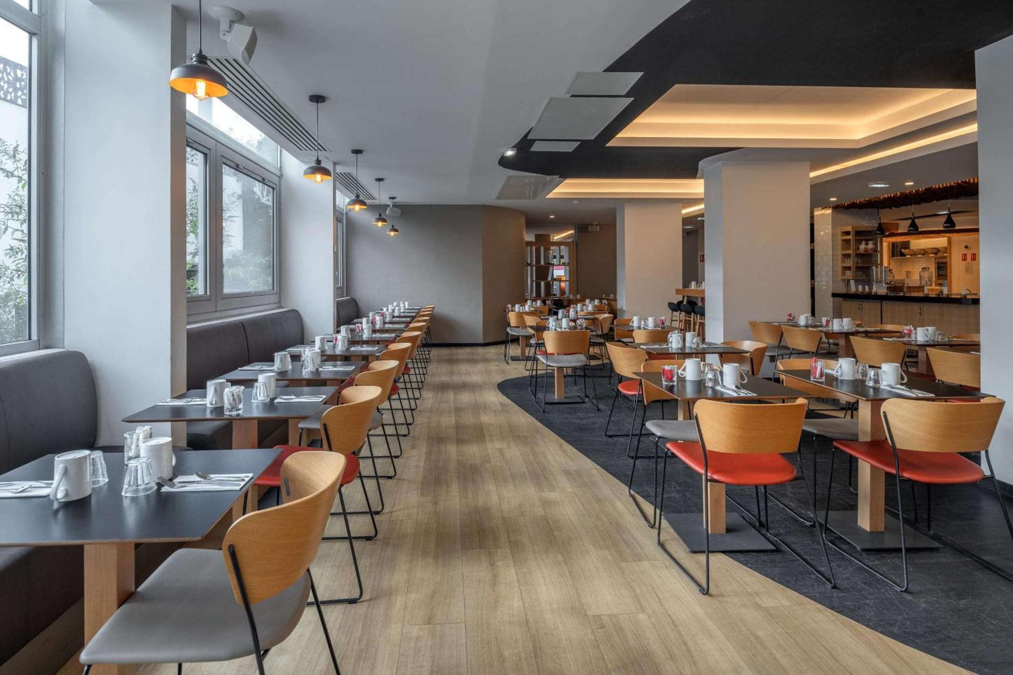 Doubletree By Hilton Paris Bougival Hotel Kültér fotó